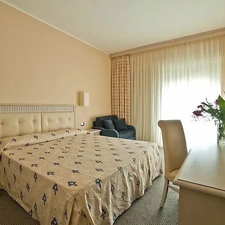 Отель Cta Altalia 4*
